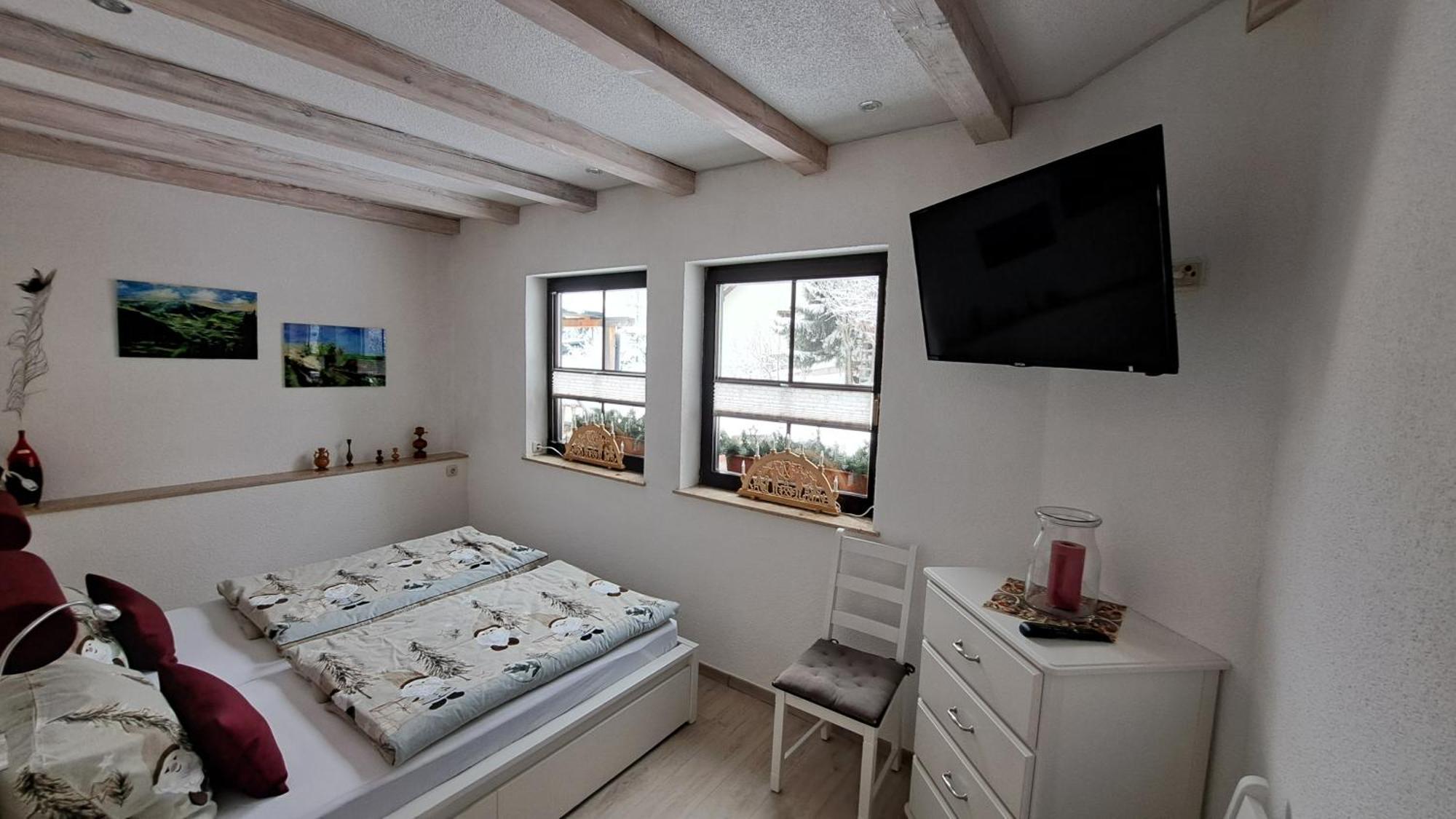 Ferienwohnung Aronia Garten 오베르비젠탈 외부 사진